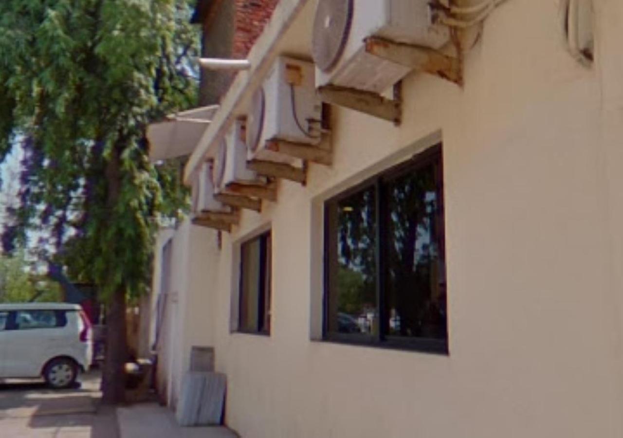 Hotel Mayur Restaurant Chandrapur Kültér fotó