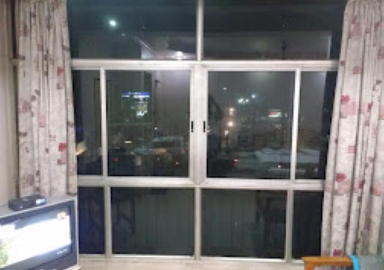 Hotel Mayur Restaurant Chandrapur Kültér fotó