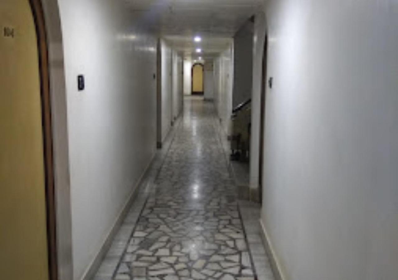 Hotel Mayur Restaurant Chandrapur Kültér fotó